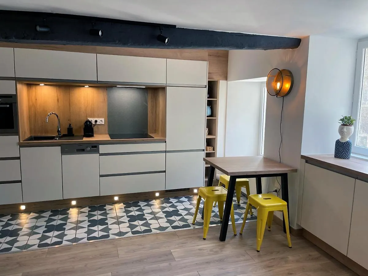 Monsieur Laroche - Charmant duplex centre-ville Vannes Appartement